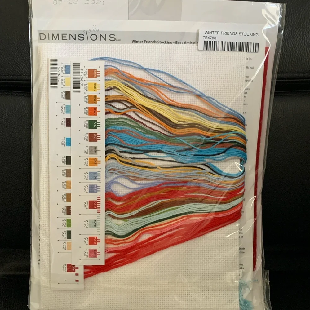 Set of three crossstitch stocking kits - Picture 2 of 5